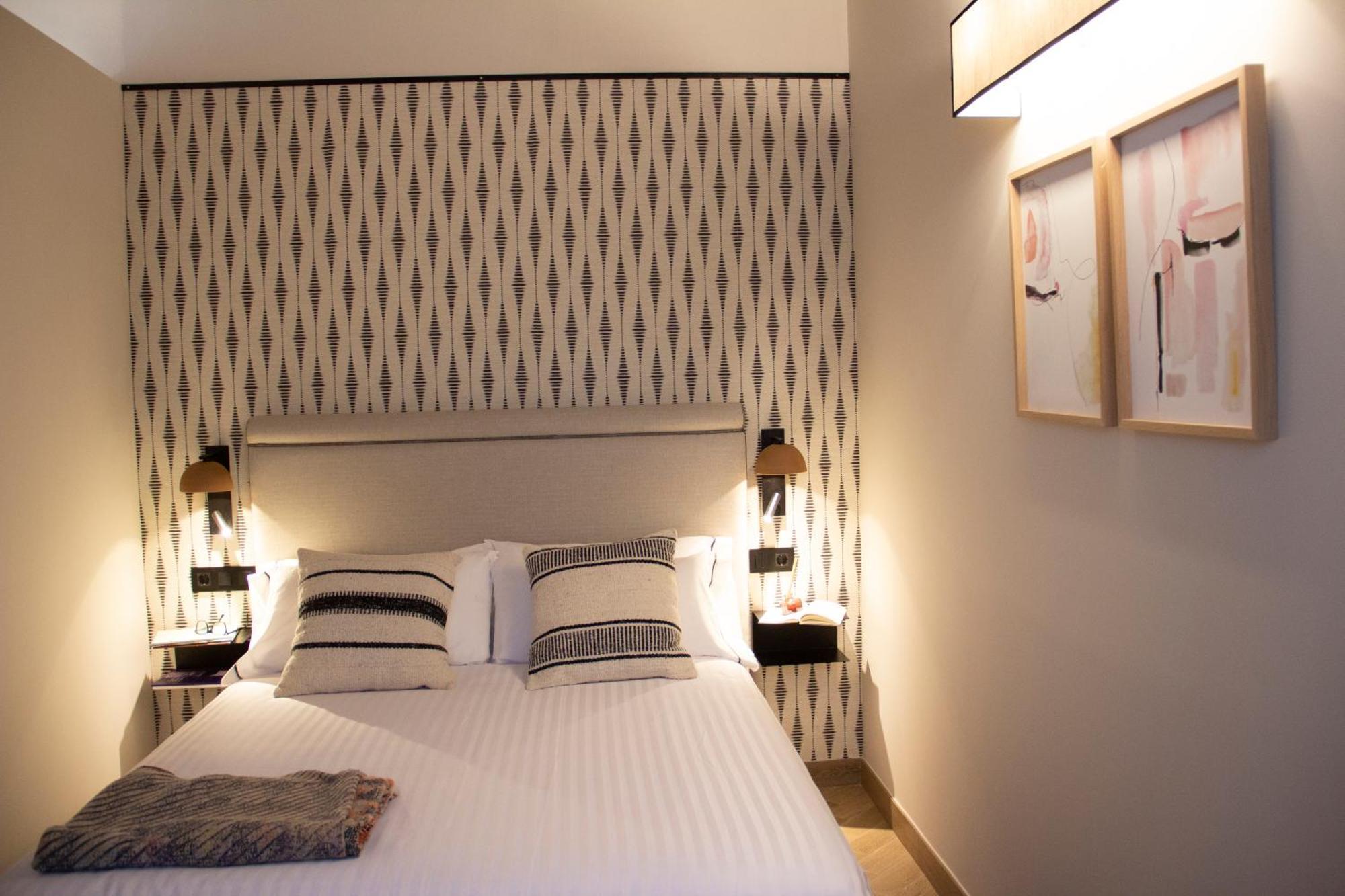 Puerta De La Ribera Suites Кордова Екстер'єр фото
