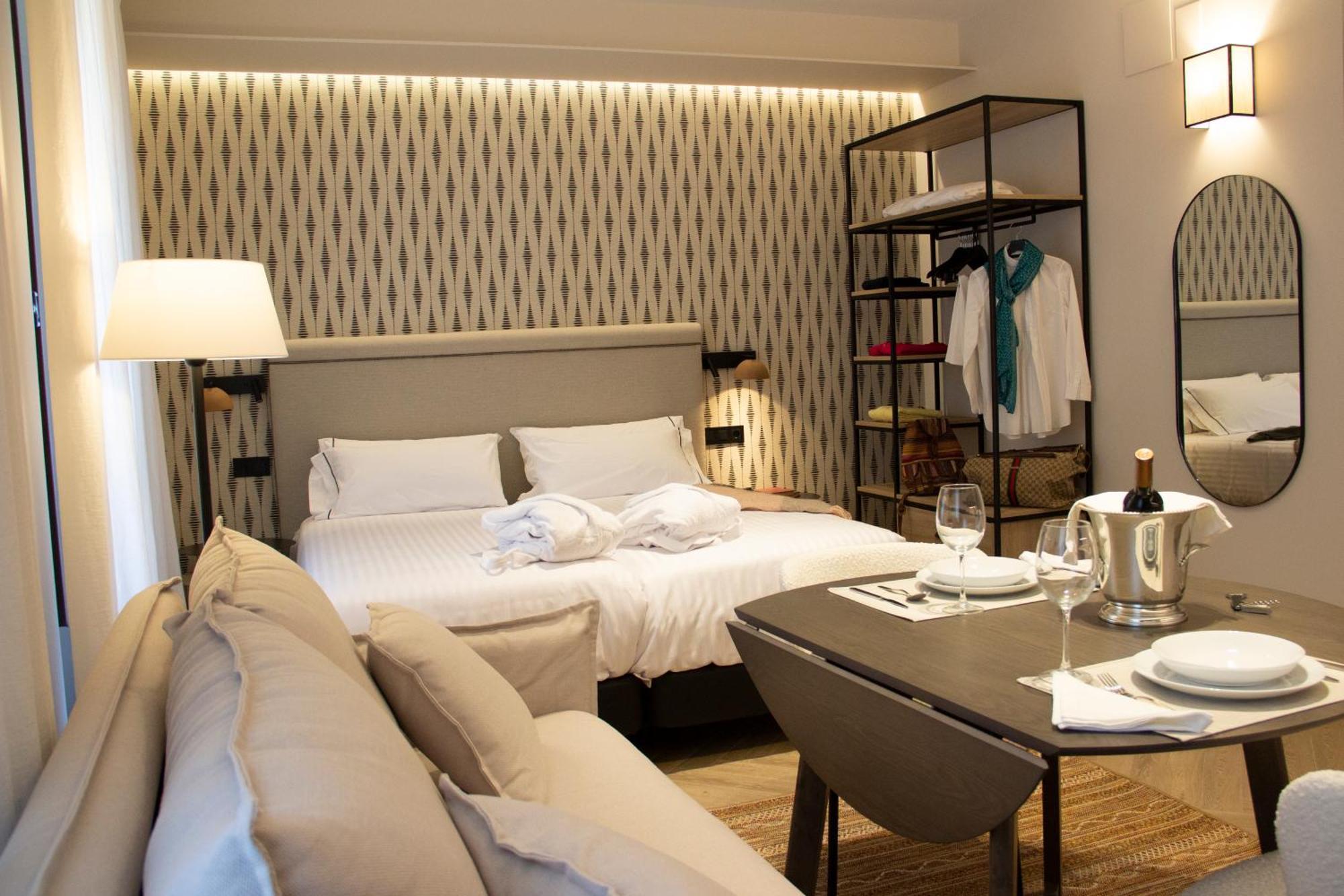 Puerta De La Ribera Suites Кордова Екстер'єр фото